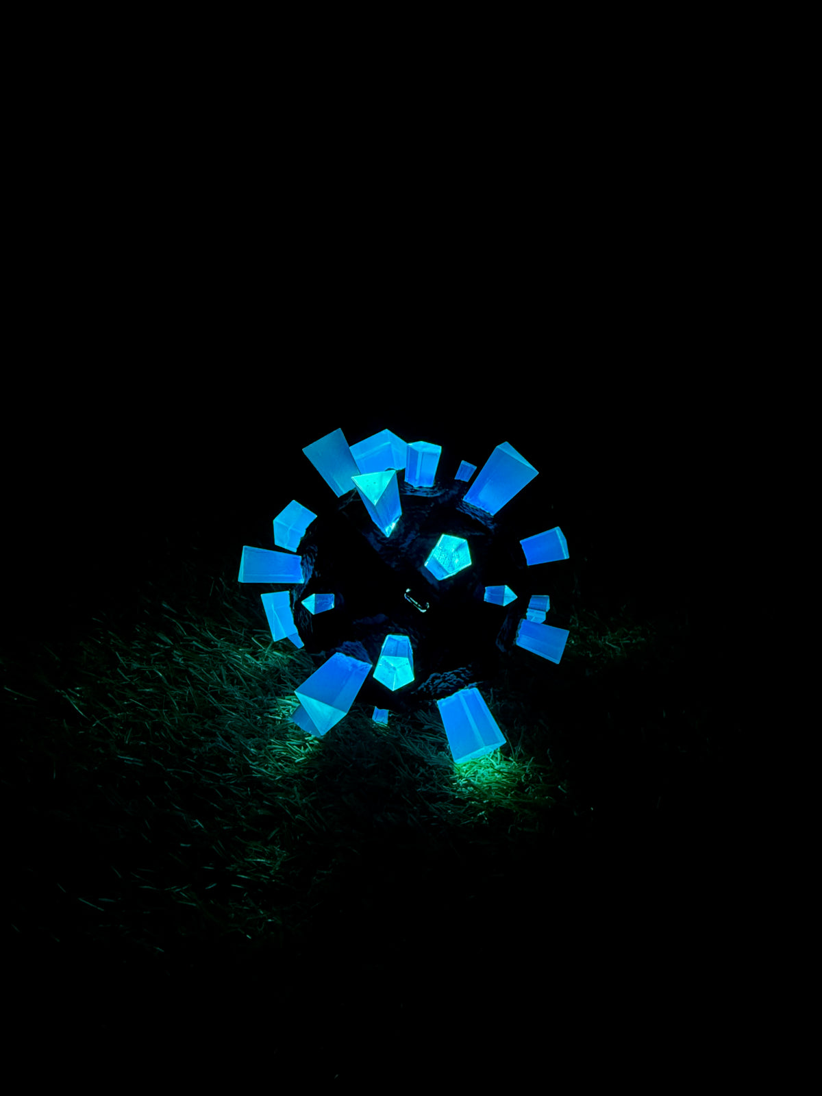 S.T.A.L.K.E.R. 2 Compass Artifact Replica, blue-cyan, LED Light Up Zone Artifact, Stalker Collectible Decor