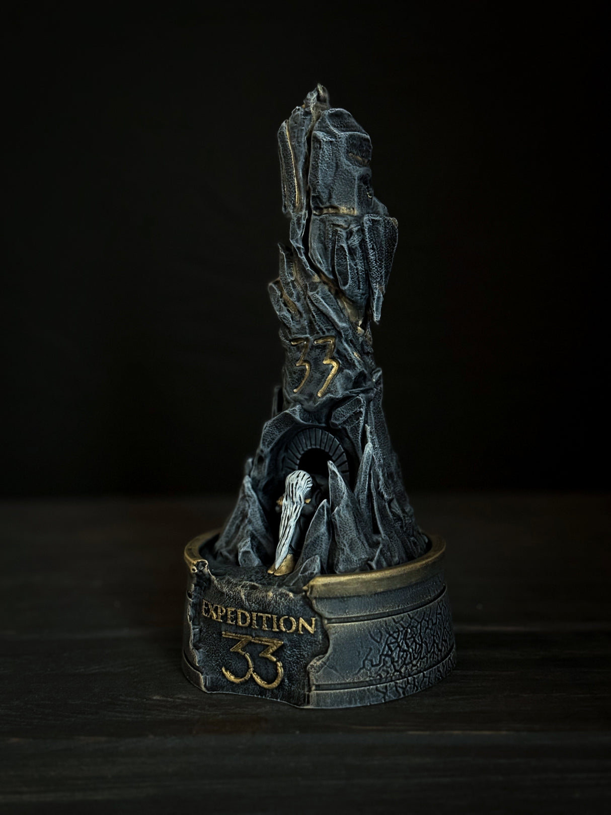 Expedition 33 Monolith | Clair Obscur Inspired Statue | Dark Fantasy Resin Decor | 3D Printed Hand Painted Game Art