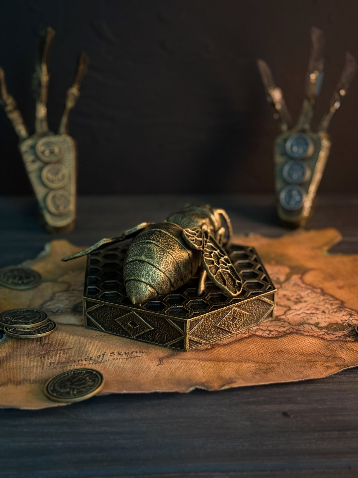 Skyrim Goldenglow Bee Figurine — Thieves Guild Quest Collectible | Handmade Resin Statue