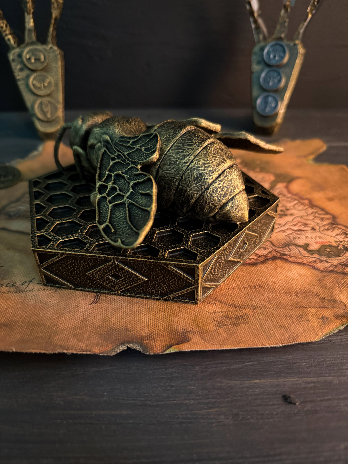 Skyrim Goldenglow Bee Figurine — Thieves Guild Quest Collectible | Handmade Resin Statue