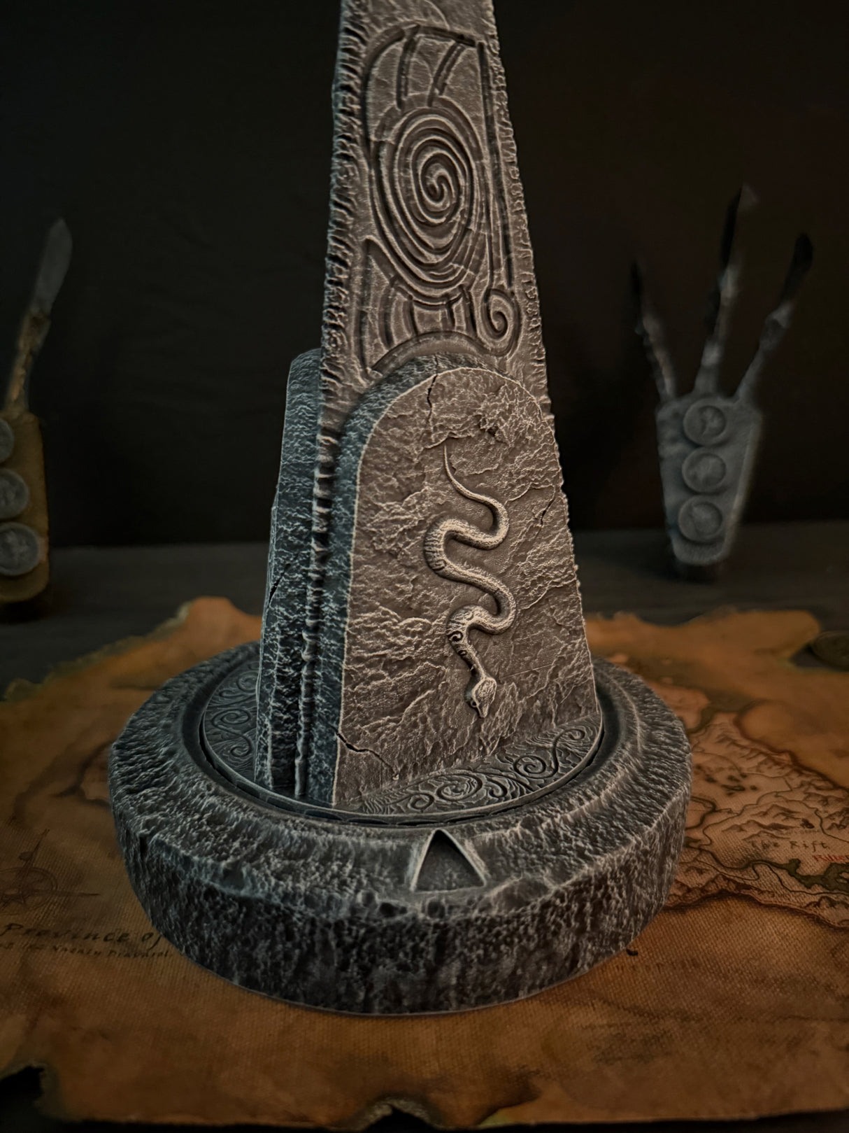 Rotating Puzzle Pillar from Skyrim | Puzzle Stone Replica | 3D Printed Dungeon Prop | Rotatable Skyrim Puzzle