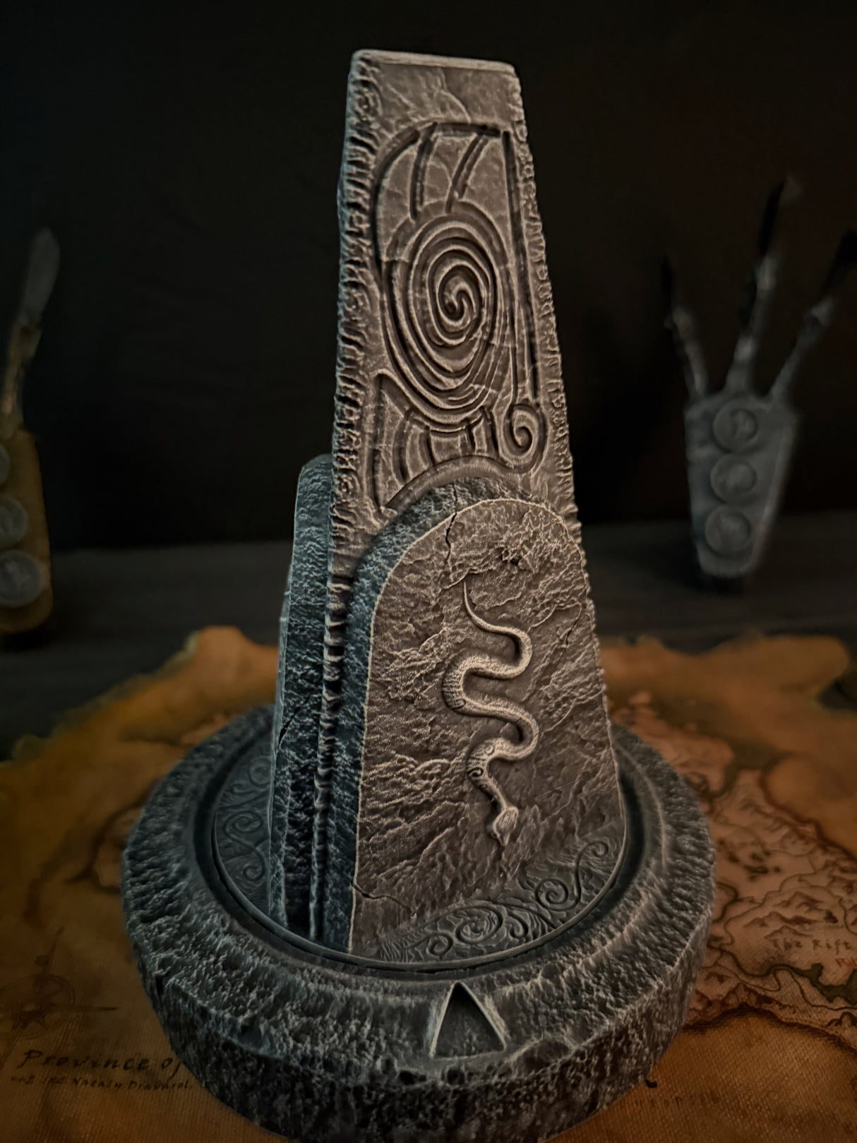 Rotating Puzzle Pillar from Skyrim | Puzzle Stone Replica | 3D Printed Dungeon Prop | Rotatable Skyrim Puzzle
