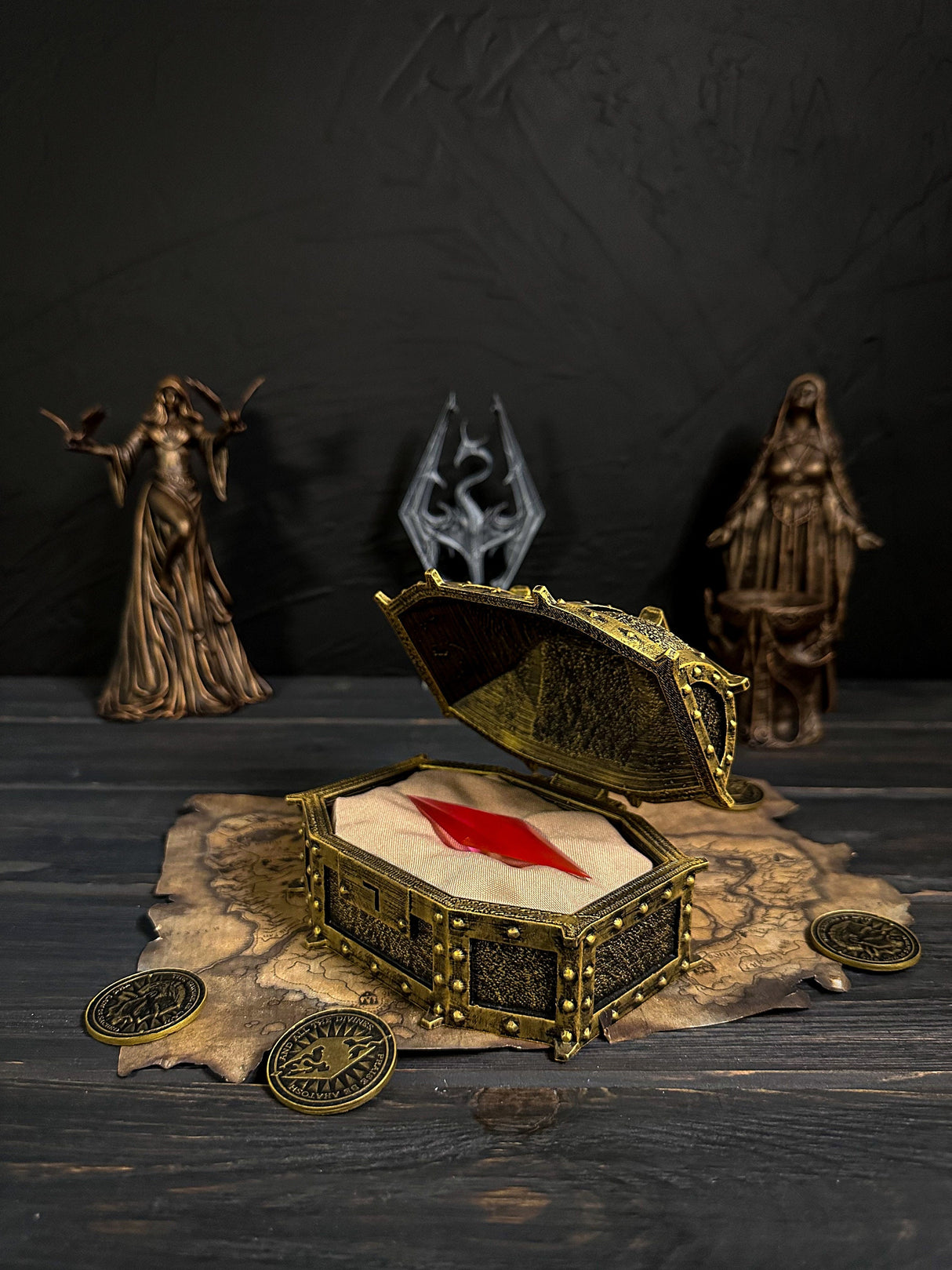 Stones of Barenziah Skyrim The Elder Scrolls V, Barenziah Box with Unusual Gem from Skyrim, Unusual Artifact
