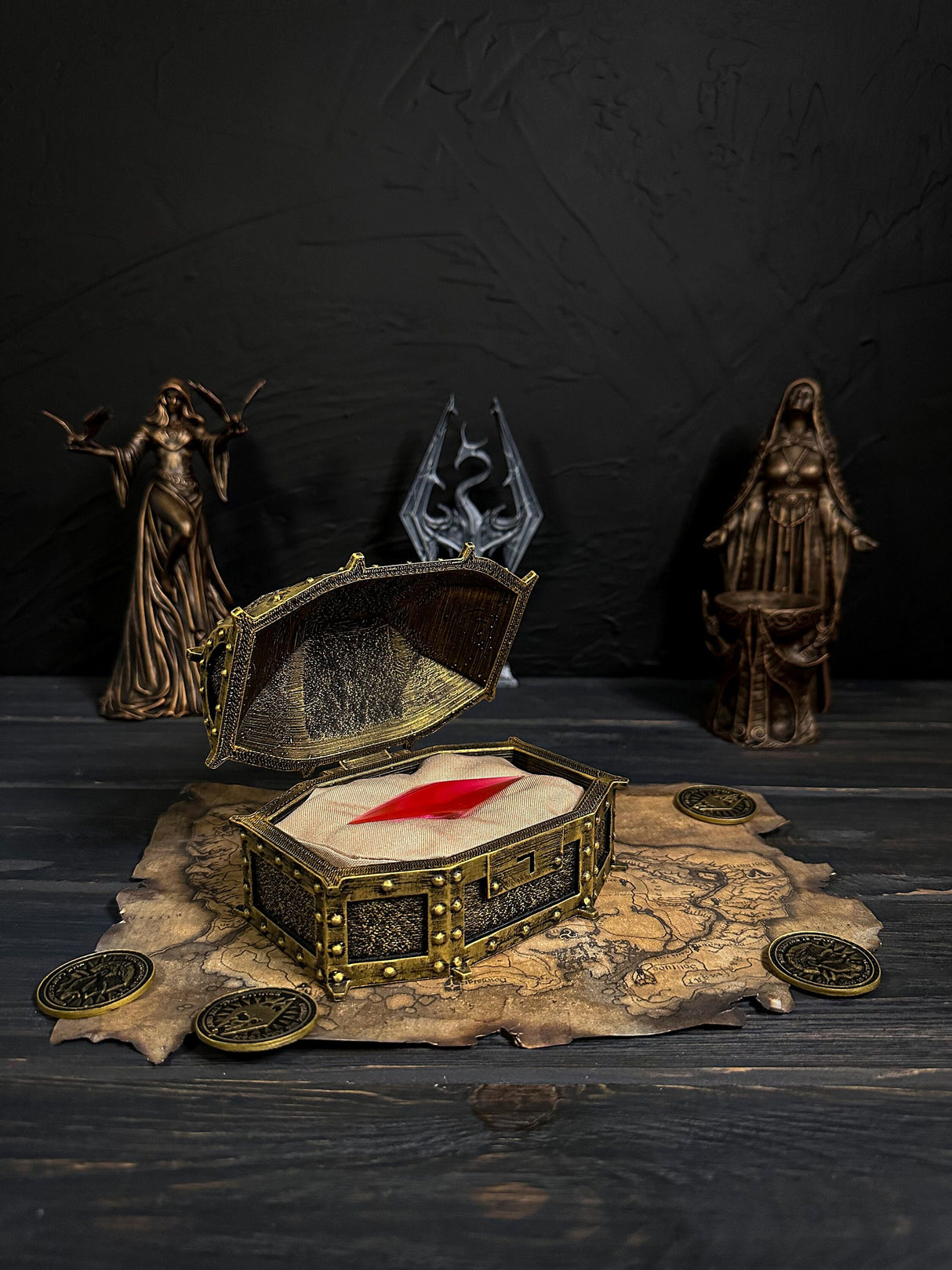 Stones of Barenziah Skyrim The Elder Scrolls V, Barenziah Box with Unusual Gem from Skyrim, Unusual Artifact