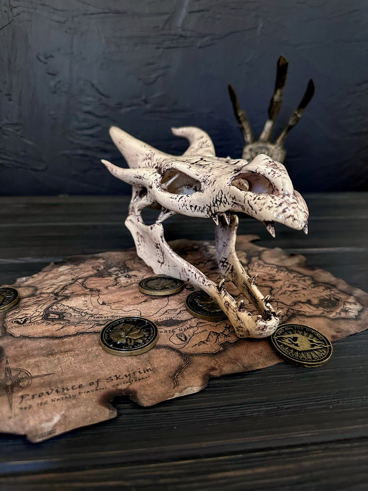 Ivory Dragon Skull Skyrim, The Elder Scrolls V Artifact, Skyrim Cosplay and Decor