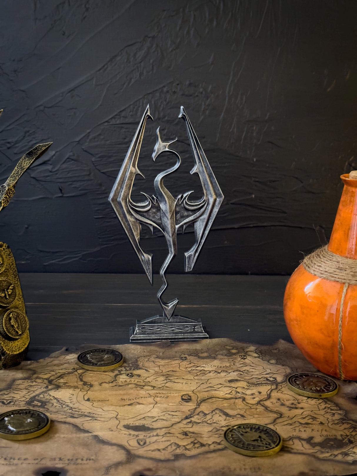 Skyrim Dragon Logo, The Elder Scrolls V Decor, Logo Figurine