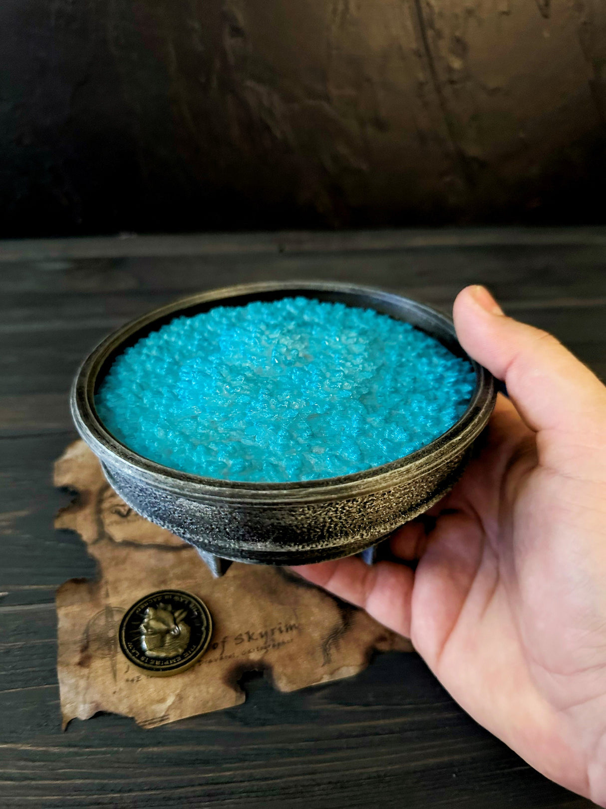 Skyrim Frost Salts, The Elder Scrolls V Inspired, Alchemical Ingredient for Potions, Twinkling Effect Lights, Artifact