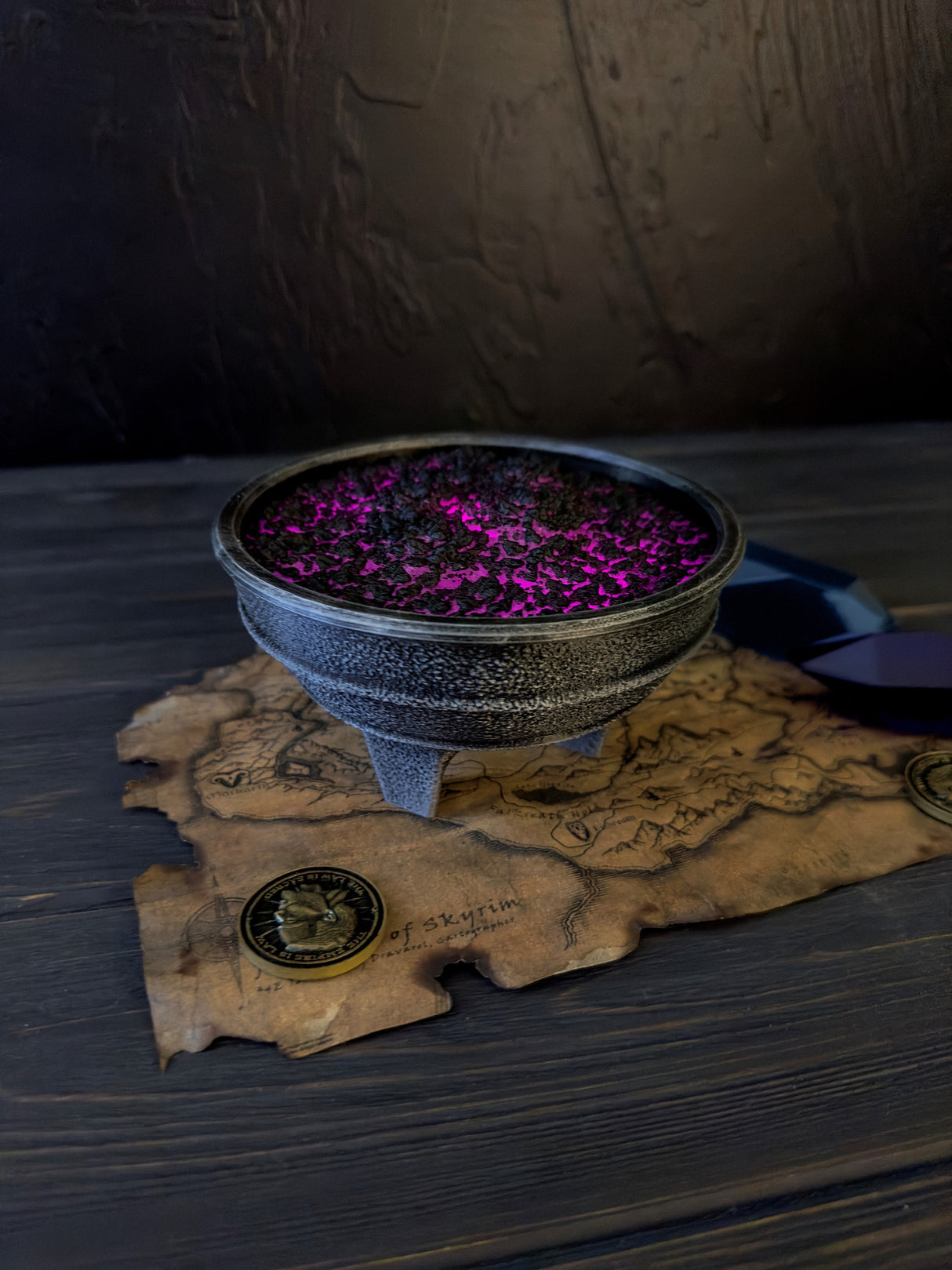 Skyrim Vampire Dust, The Elder Scrolls V, Alchemical Ingredients for Potions, Twinkling Effect Lights, Artifact