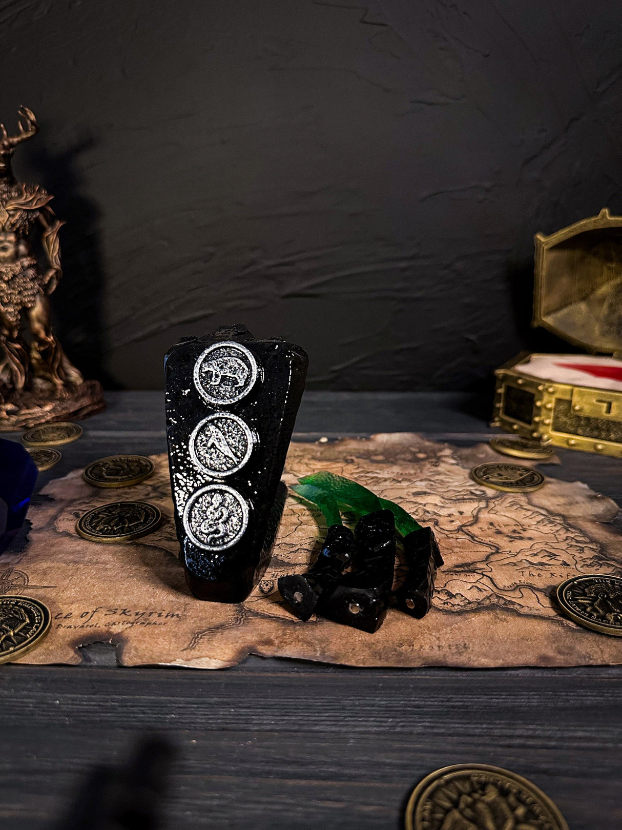 Emerald Dragon Claw, Correct Combanation, Skyrim Artifact, The Elder Scrolls V Decor, Cosplay, Gift for Fans