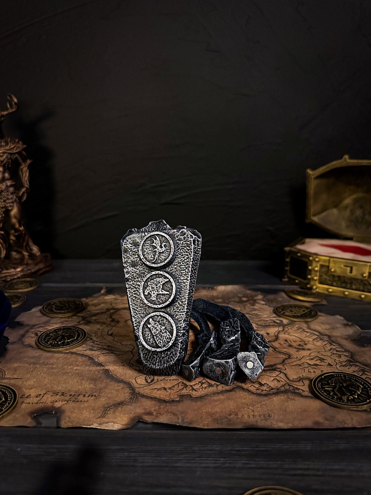 Iron Dragon Claw, Correct Animal Combination, Skyrim Artifact, The Elder Scrolls Decor and Cosplay, Gift for Fans