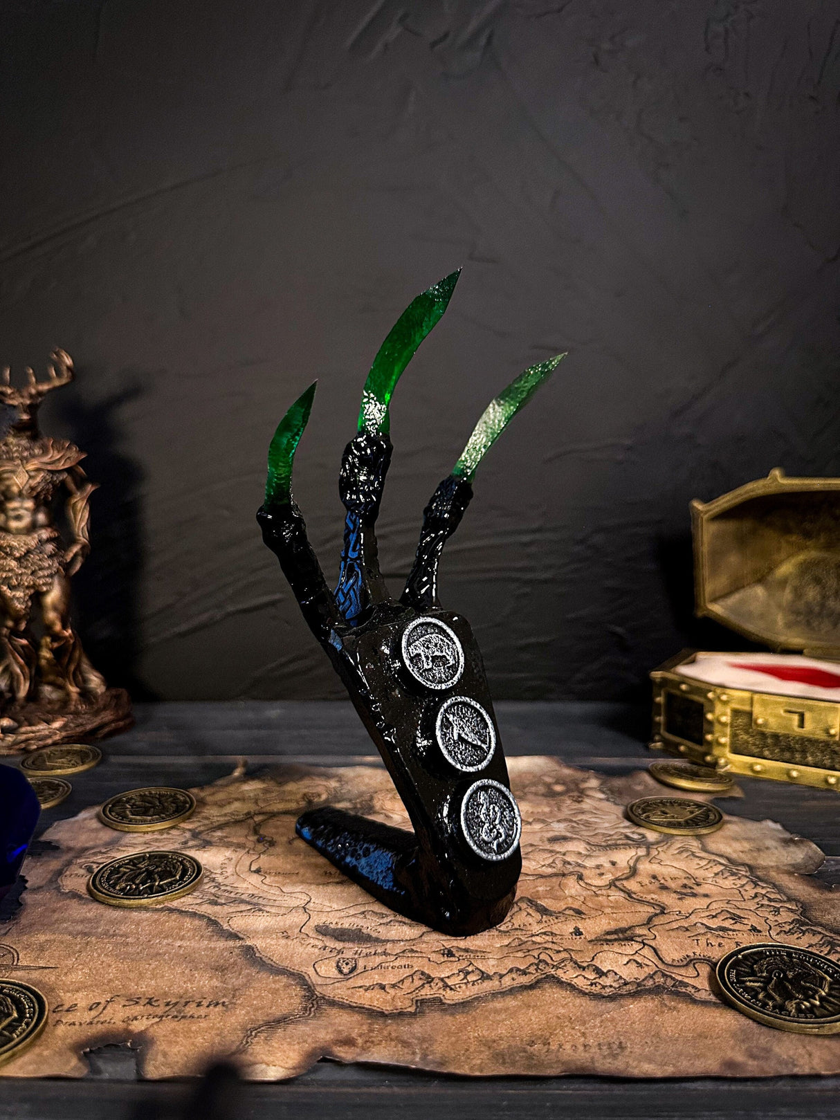 Emerald Dragon Claw, Correct Combanation, Skyrim Artifact, The Elder Scrolls V Decor, Cosplay, Gift for Fans