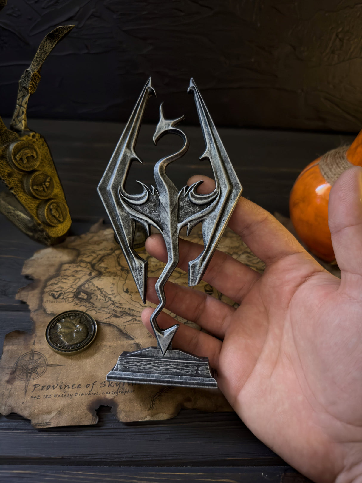 Skyrim Dragon Logo, The Elder Scrolls V Decor, Logo Figurine