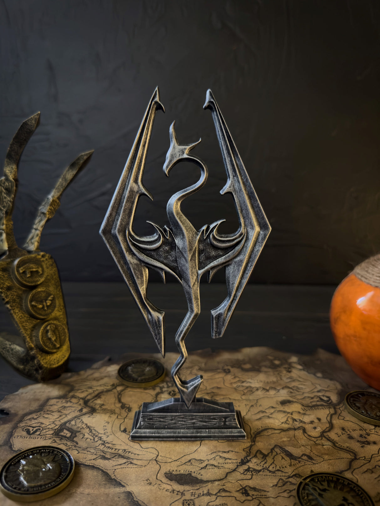 Skyrim Dragon Logo, The Elder Scrolls V Decor, Logo Figurine