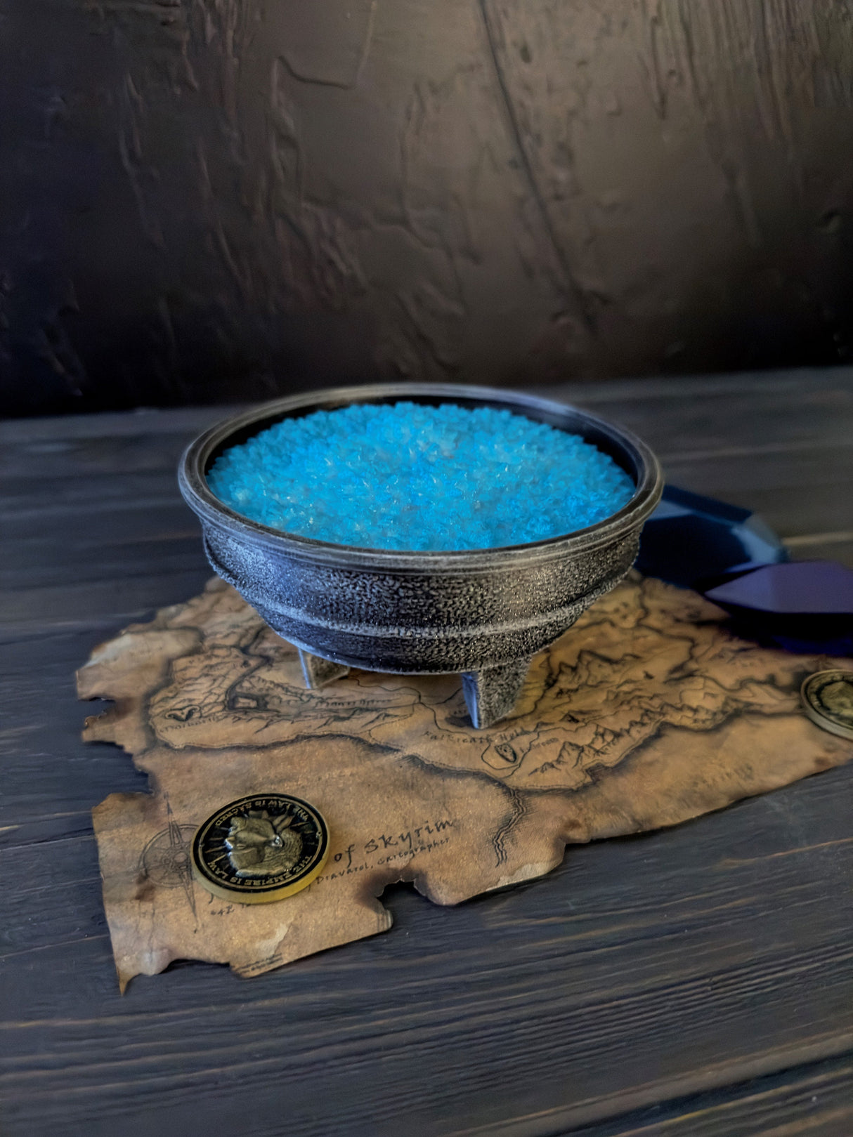 Skyrim Frost Salts, The Elder Scrolls V Inspired, Alchemical Ingredient for Potions, Twinkling Effect Lights, Artifact