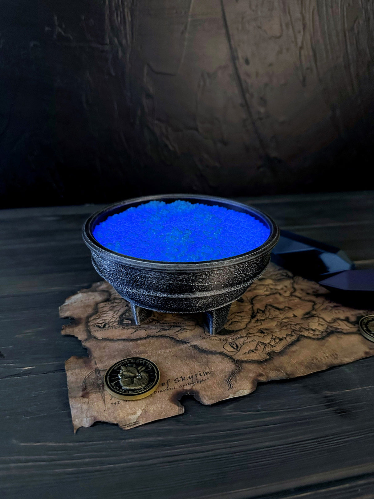 Skyrim Frost Salts, The Elder Scrolls V Inspired, Alchemical Ingredient for Potions, Twinkling Effect Lights, Artifact