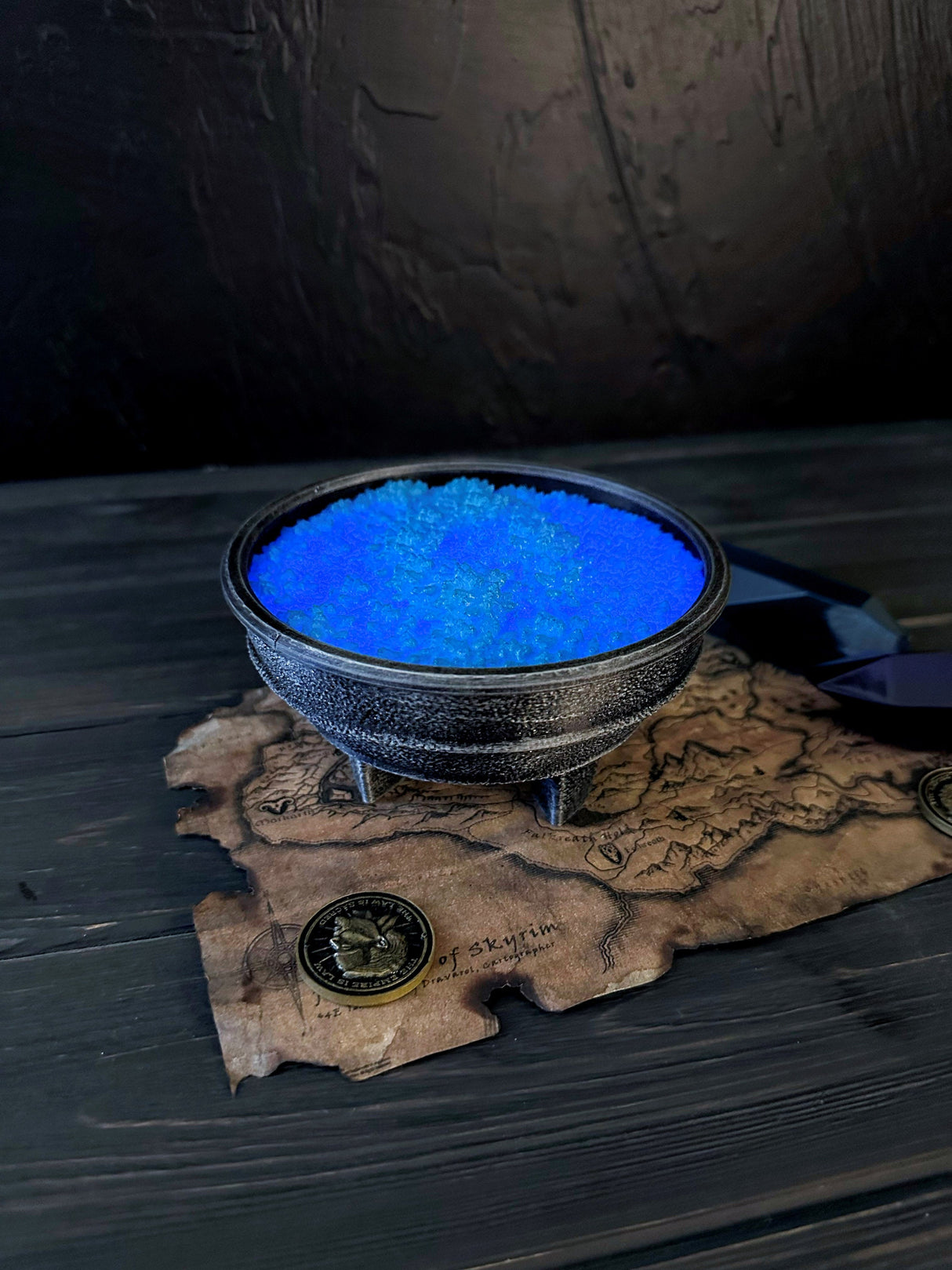 Skyrim Frost Salts, The Elder Scrolls V Inspired, Alchemical Ingredient for Potions, Twinkling Effect Lights, Artifact