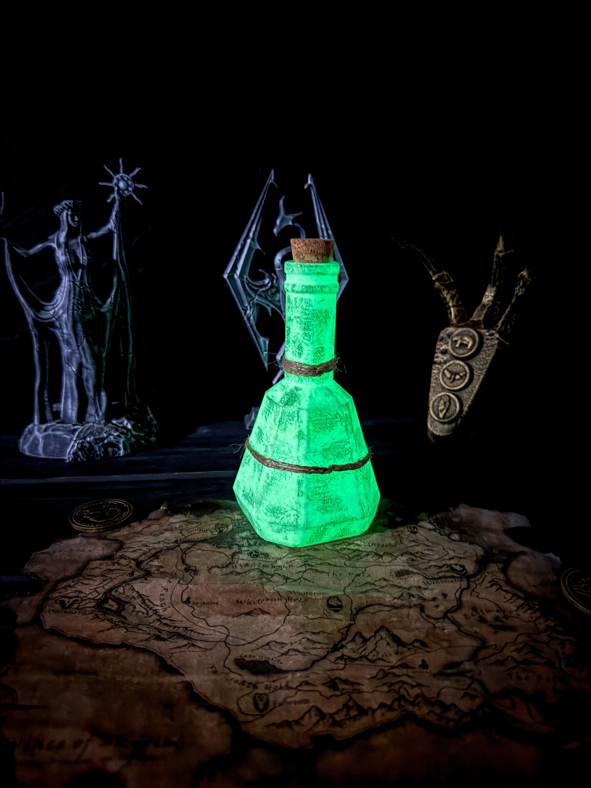 Skyrim Potion of Invisibility, Invisibility Potion Bottles, The Elder Scrolls Artifact, Decor and Cosplay, Skyrim Prop
