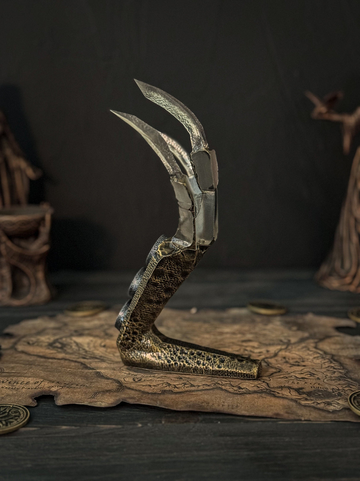 Skyrim Diamond Dragon Claw, Cosplay, The Elder Scrolls V, Artifact, Dragon Claw, TES, Skyrim Home and Office Decor