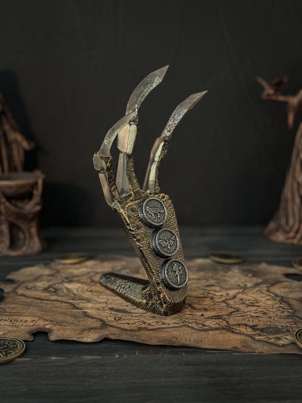 Skyrim Diamond Dragon Claw, Cosplay, The Elder Scrolls V, Artifact, Dragon Claw, TES, Skyrim Home and Office Decor