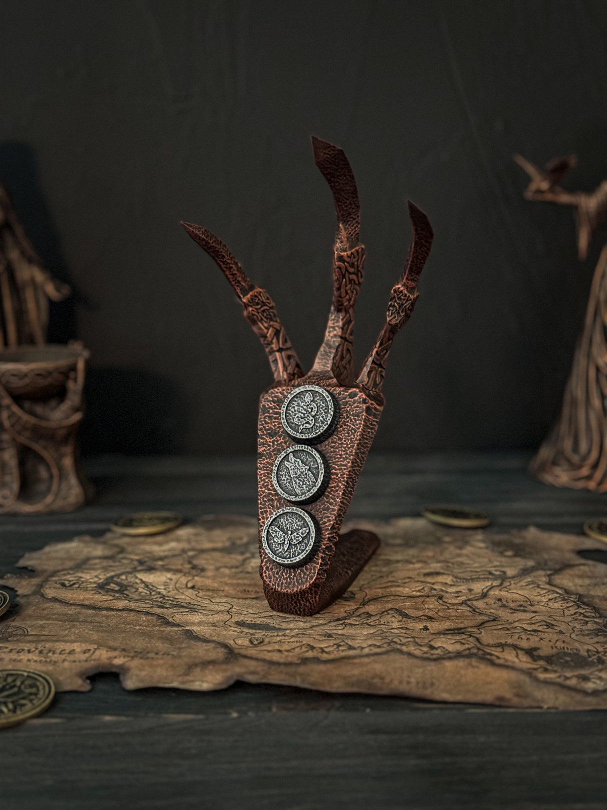 Coral Dragon Claw, Skyrim Artifact, Correct Animal Combination, The Elder Scrolls Decor, Skyrim Replica, Home and Office Decor and Cosplay
