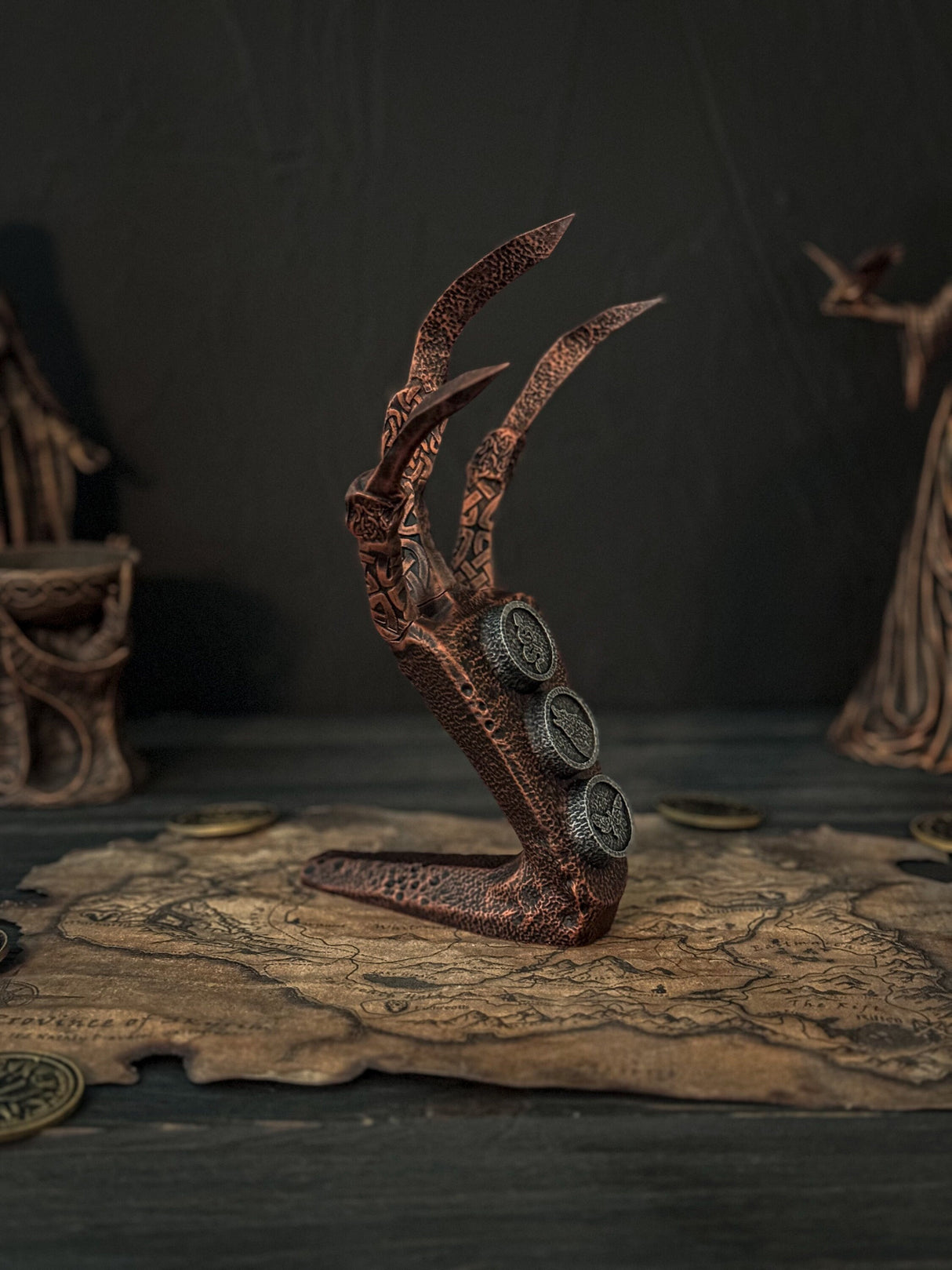 Coral Dragon Claw, Skyrim Artifact, Correct Animal Combination, The Elder Scrolls Decor, Skyrim Replica, Home and Office Decor and Cosplay