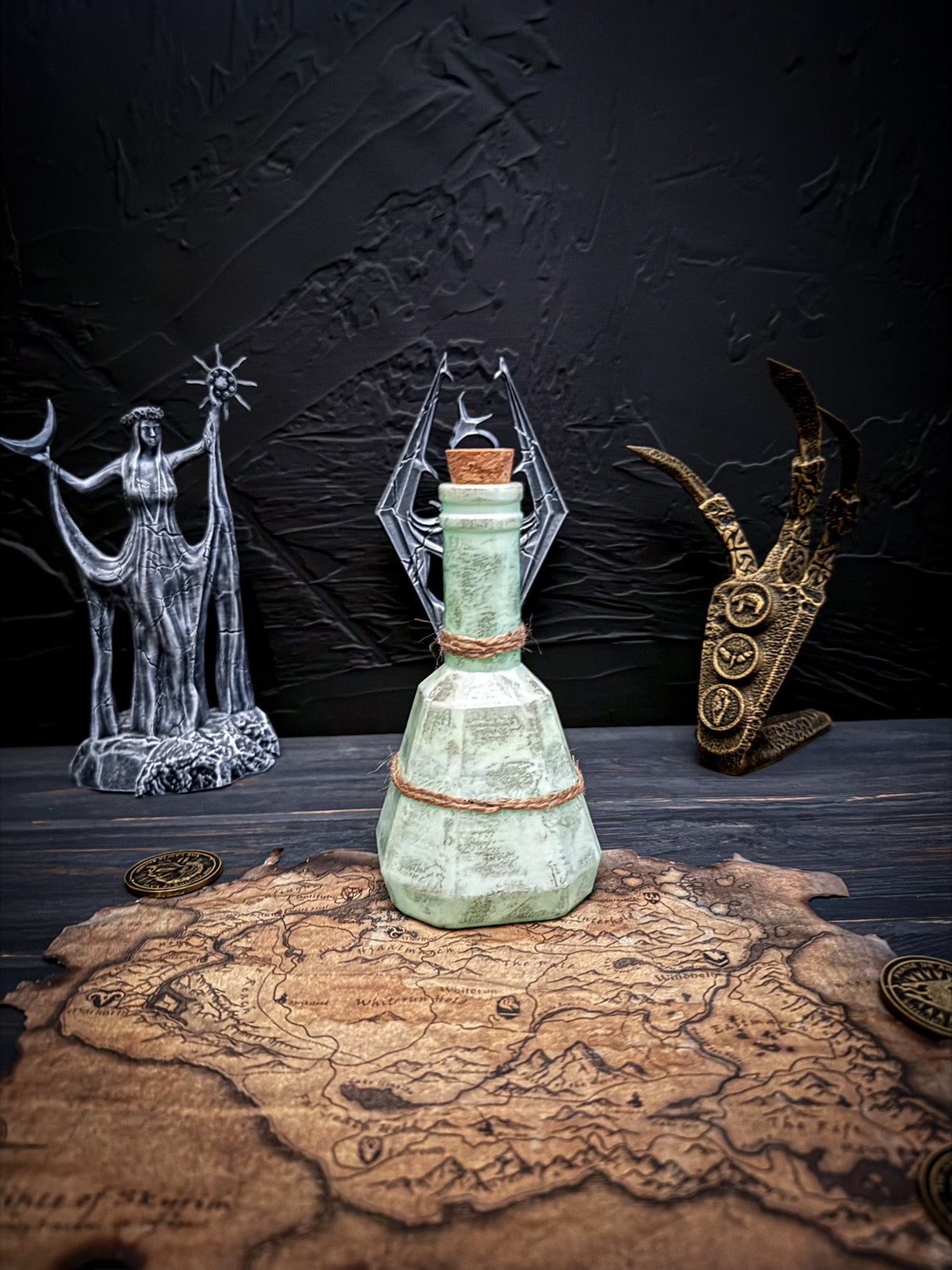 Skyrim Potion of Invisibility, Invisibility Potion Bottles, The Elder Scrolls Artifact, Decor and Cosplay, Skyrim Prop