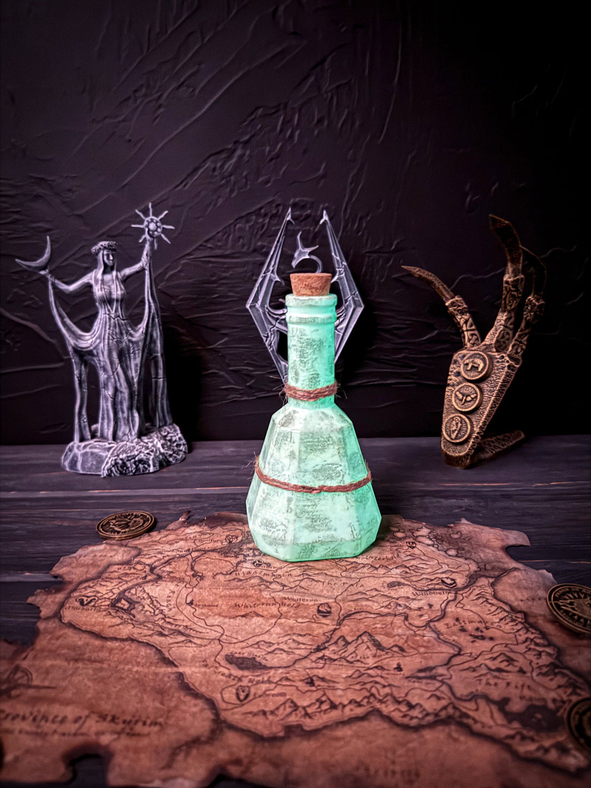 Skyrim Potion of Invisibility, Invisibility Potion Bottles, The Elder Scrolls Artifact, Decor and Cosplay, Skyrim Prop