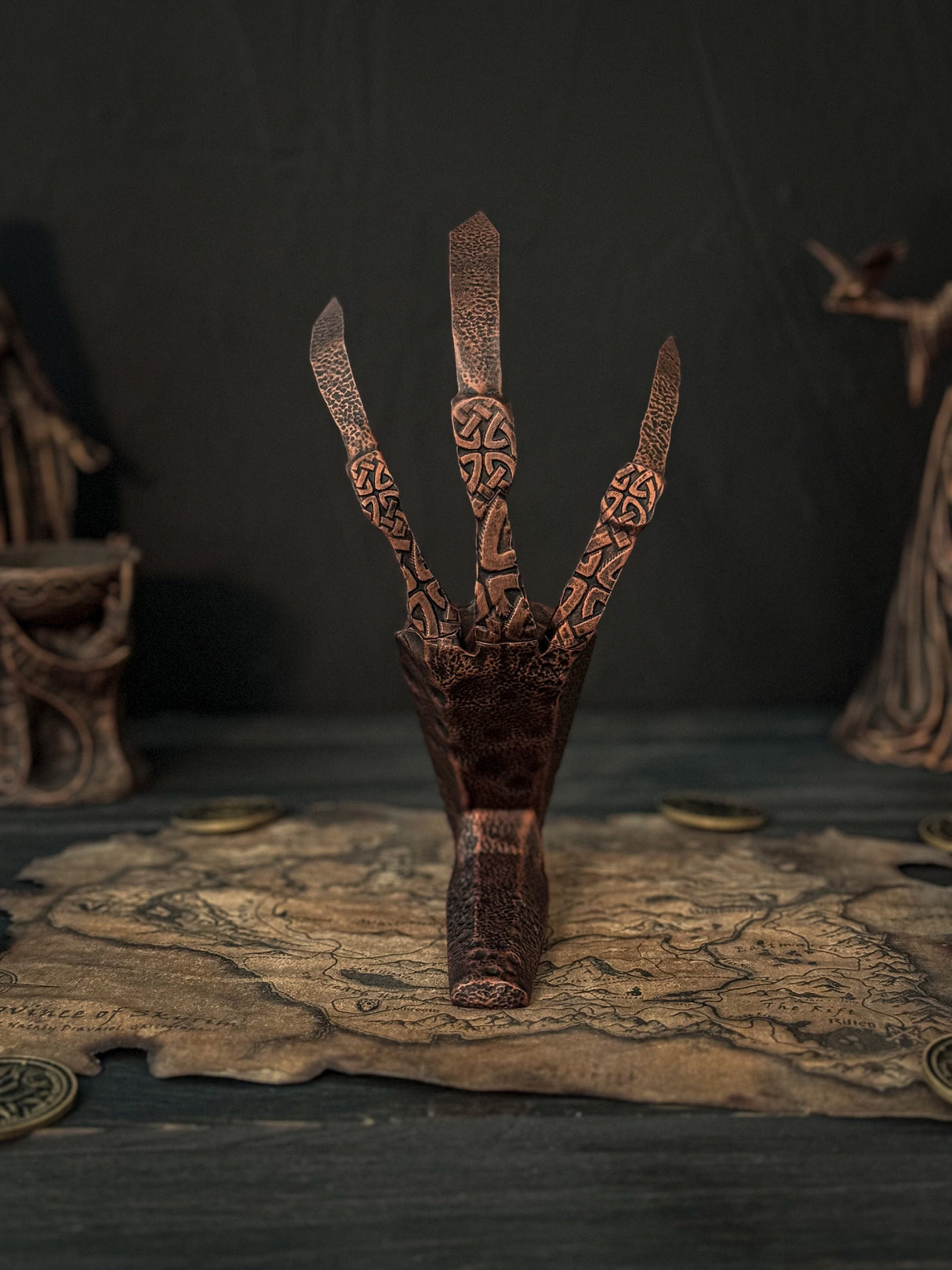 Coral Dragon Claw, Skyrim Artifact, Correct Animal Combination, The Elder Scrolls Decor, Skyrim Replica, Home and Office Decor and Cosplay