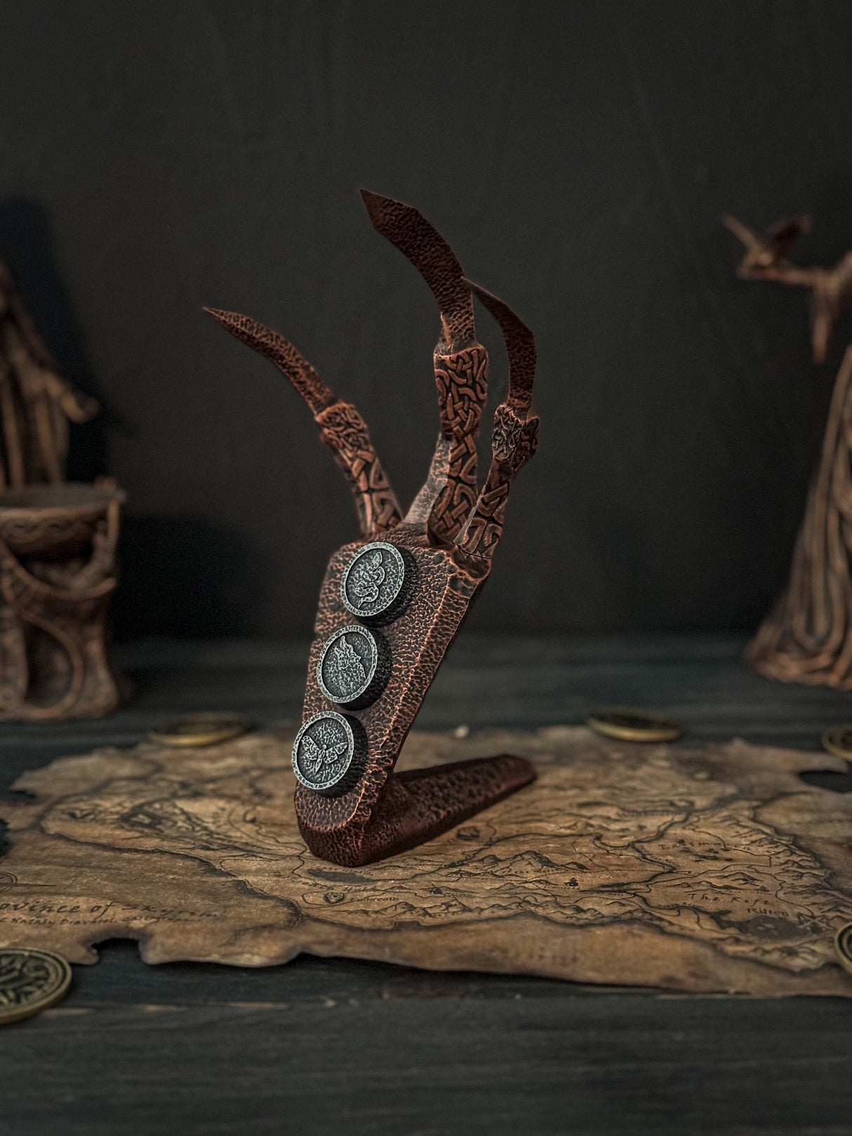 Coral Dragon Claw, Skyrim Artifact, Correct Animal Combination, The Elder Scrolls Decor, Skyrim Replica, Home and Office Decor and Cosplay