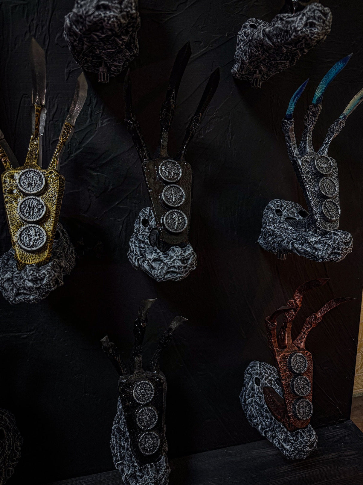 Wall Mounts for Dragon Claws, Set of Mounts, Skyrim Inspired, The Elder Scrolls V, Artifact, Home and Office Decor, Wall Hangings