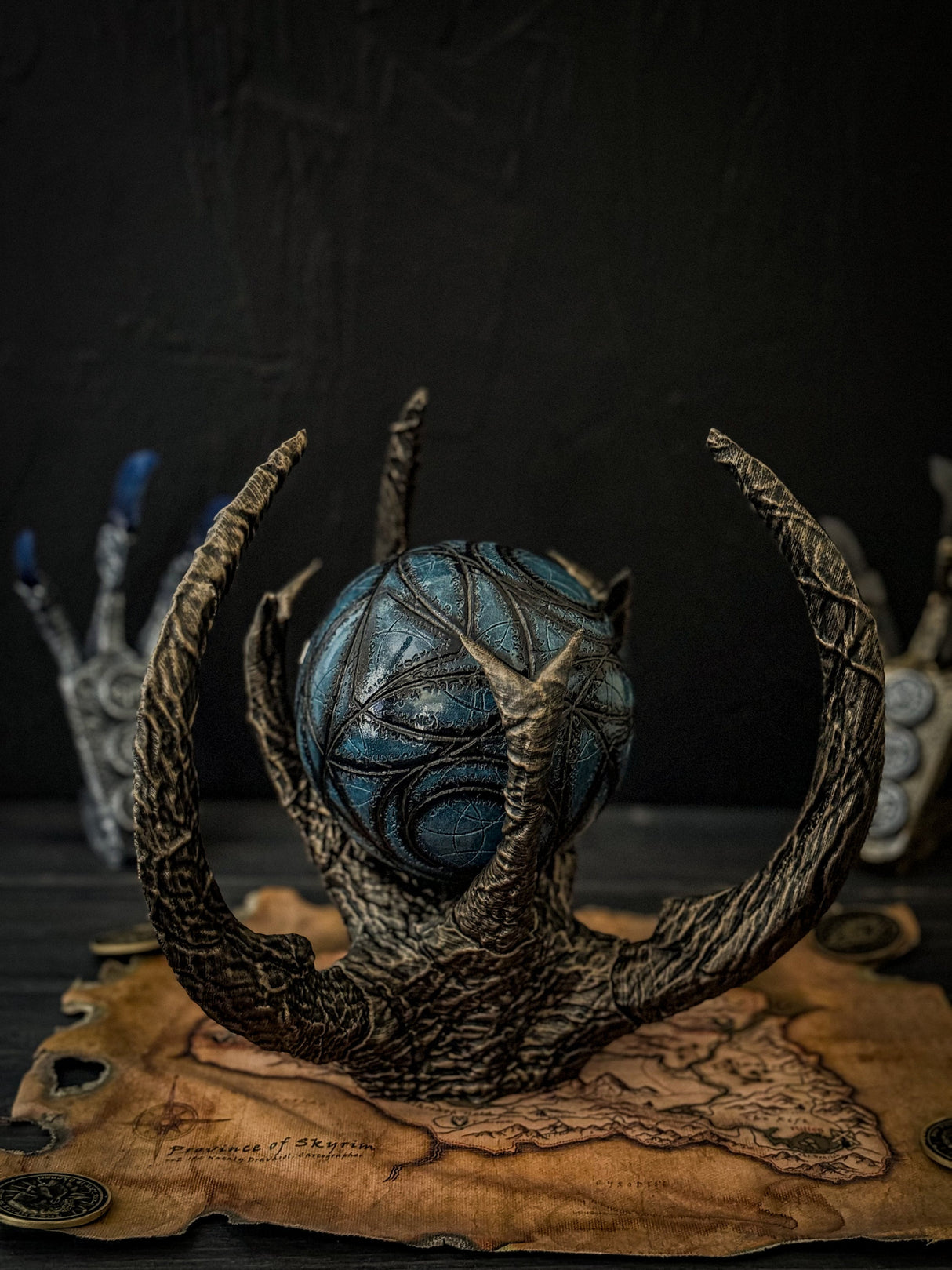 The Eye of Magnus Replica, Skyrim Glowing Artifact With a Stand, The Elder Scrolls V Inspired