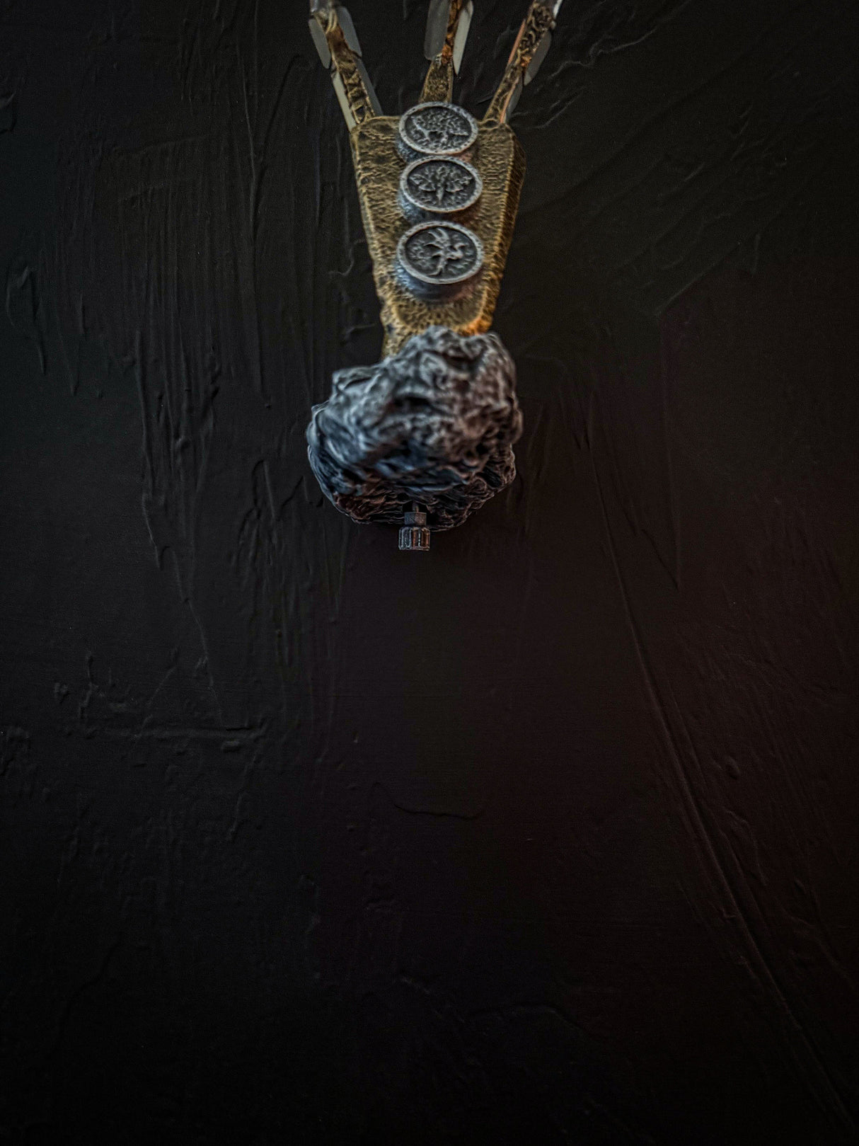 Wall Mount for Dragon Claws, Skyrim Inspired, The Elder Scrolls V, Artifact, Home and Office Decor