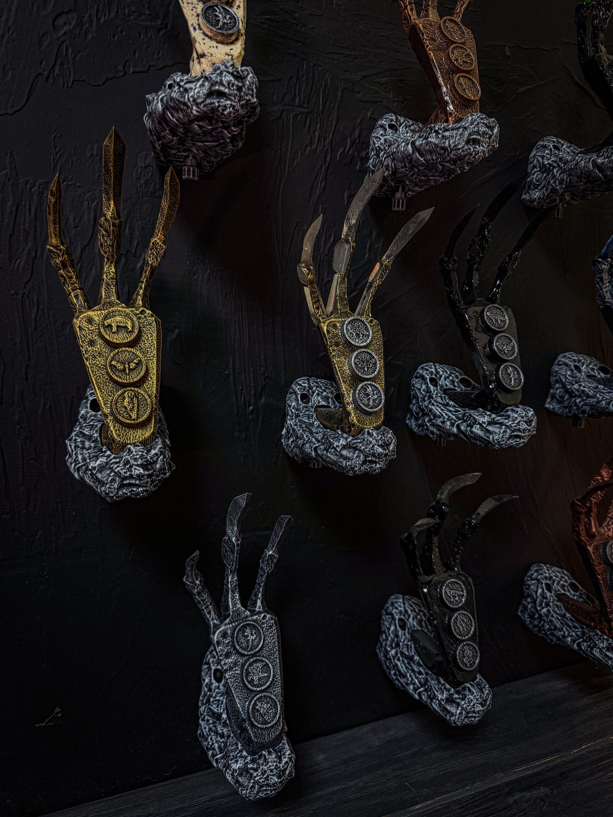 Wall Mounts for Dragon Claws, Set of Mounts, Skyrim Inspired, The Elder Scrolls V, Artifact, Home and Office Decor, Wall Hangings