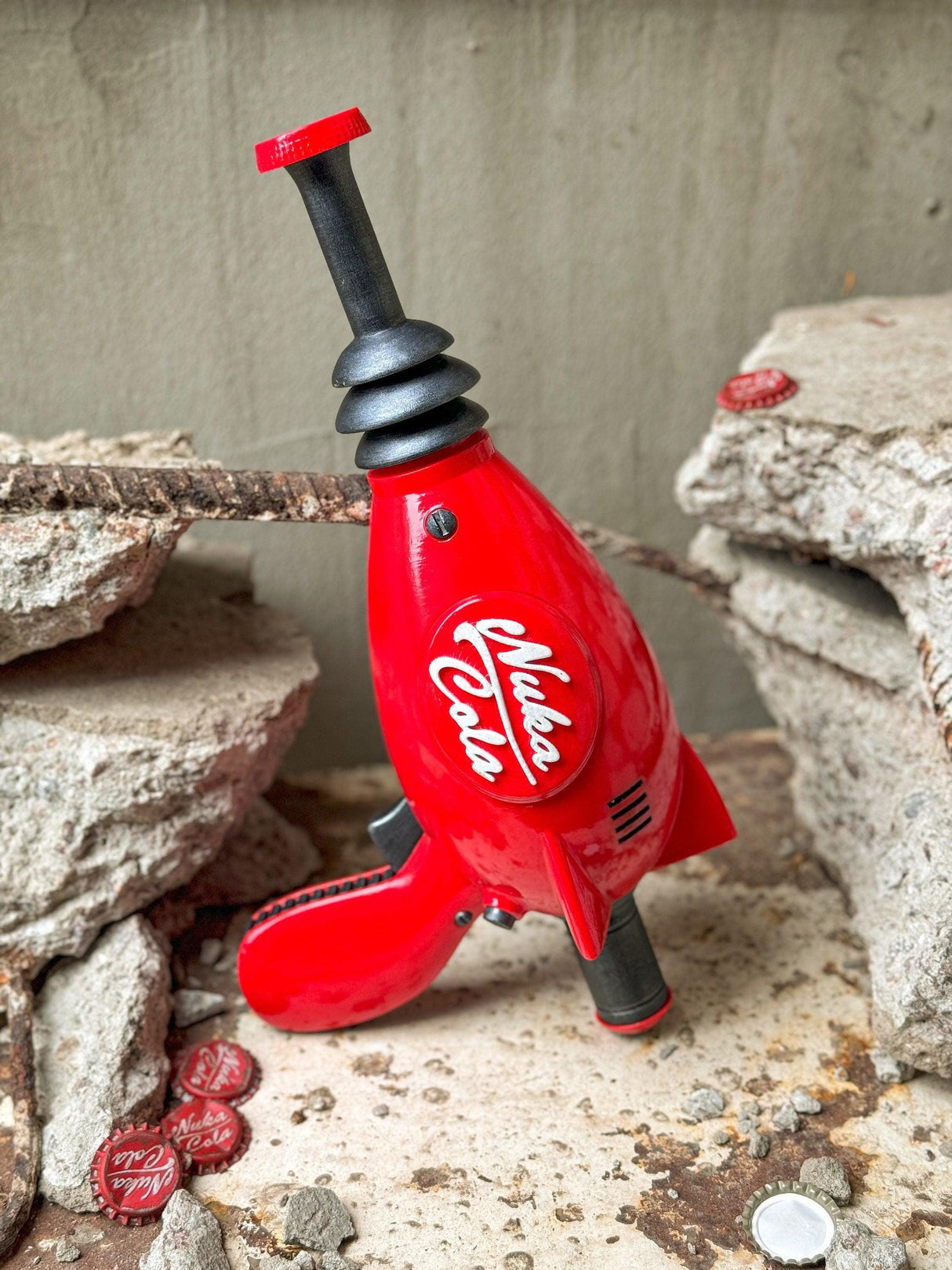 Nuka cola glossy blaster prop, fallout replica, game artifact
