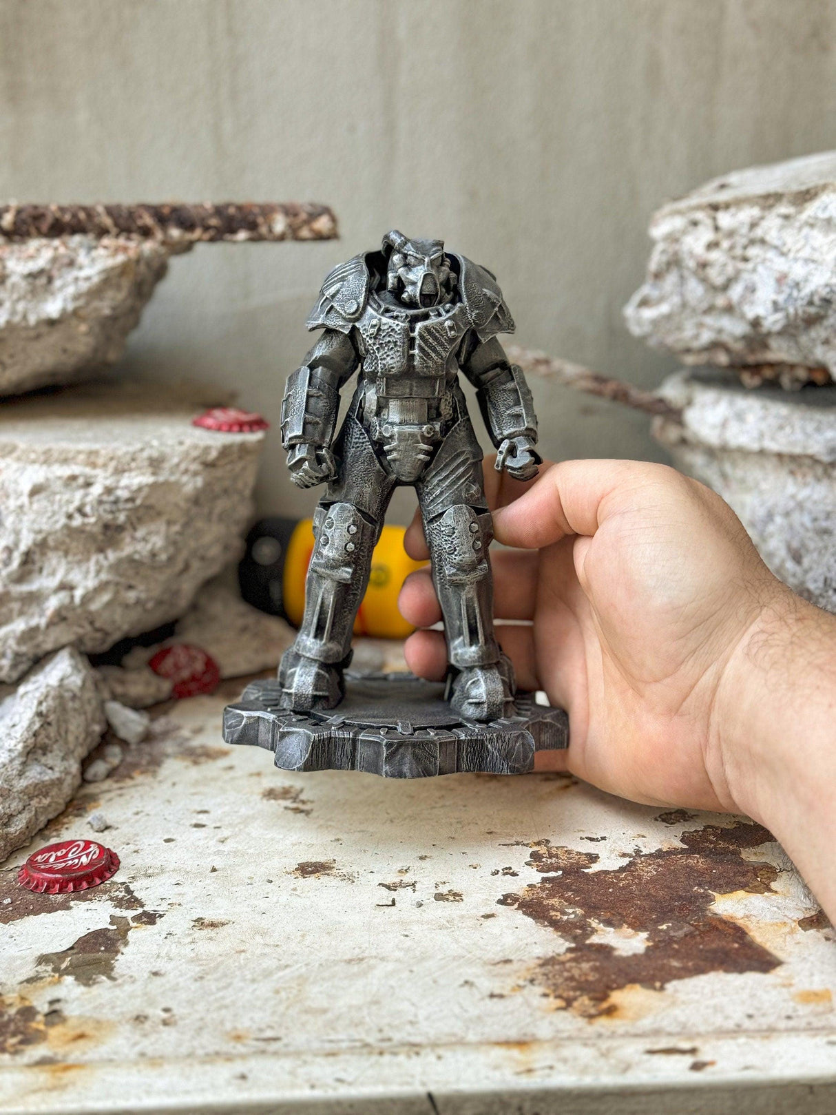 Fallout x-01 power armor model, fallout decor and props, fallout sculpture