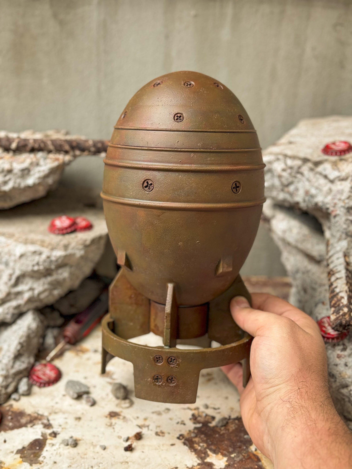 Fallout weathered mini nuke container, mini nuke replica, fallout props, fallout inspired