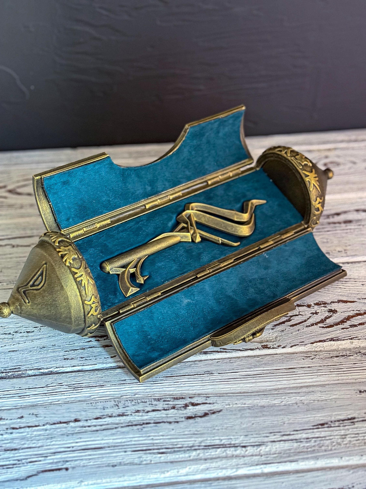 Port Key Inspired by Hogwarts Legacy, Magical Artefact, Vault Key, hogwarts legacy portkey container