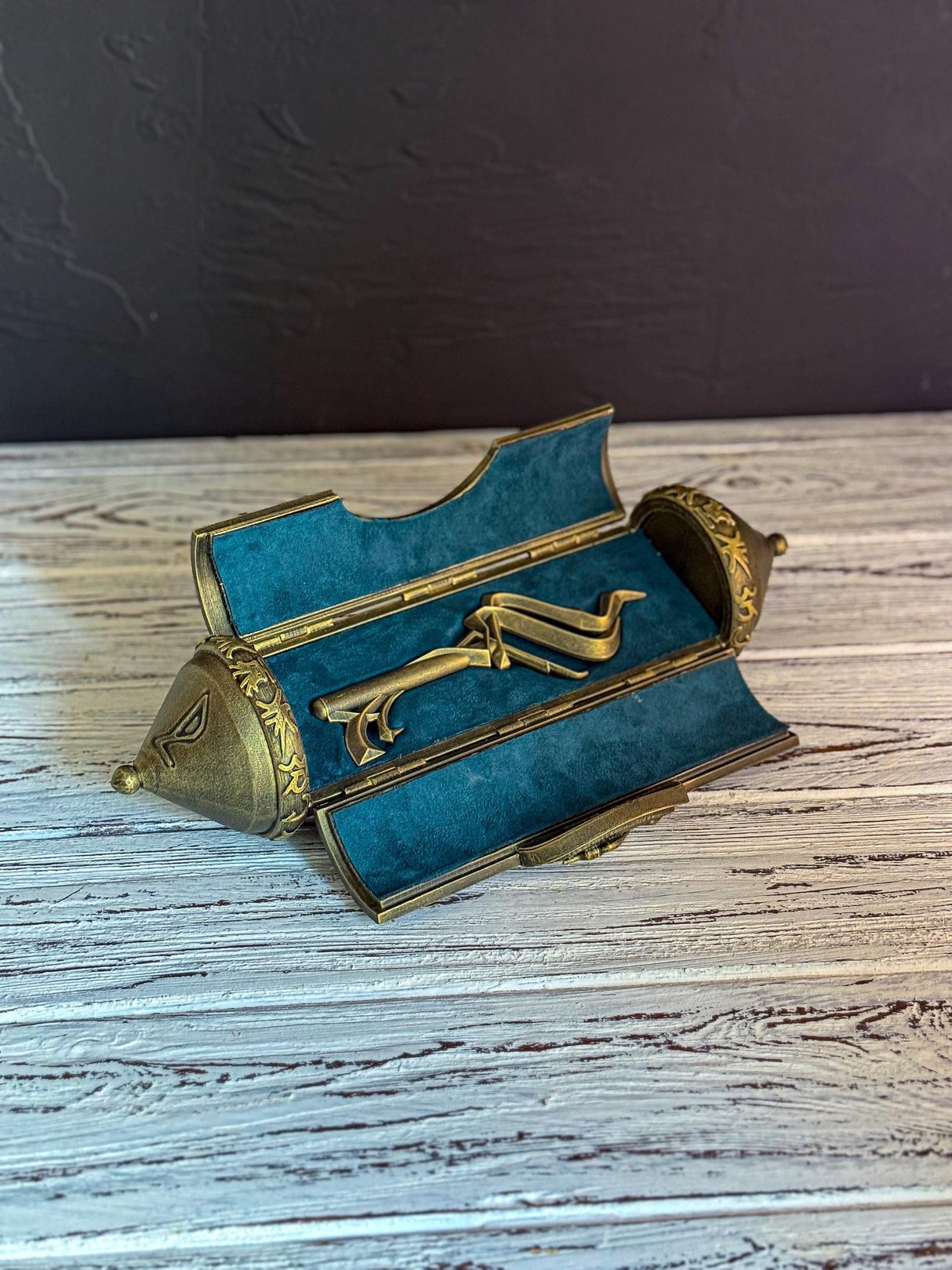 Port Key Inspired by Hogwarts Legacy, Magical Artefact, Vault Key, hogwarts legacy portkey container