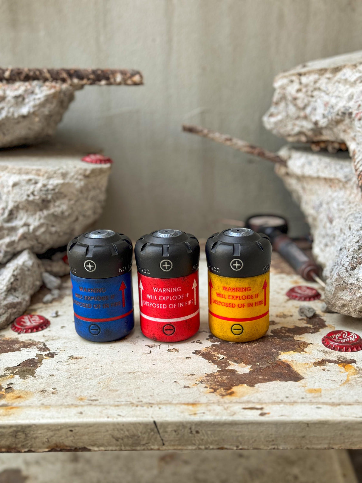 Weathered Ammunition Set From Fallout with Black Colored Lids, Fallout Fusion Cell, Cryo Cell, Electron Charge Pack Stash Containers