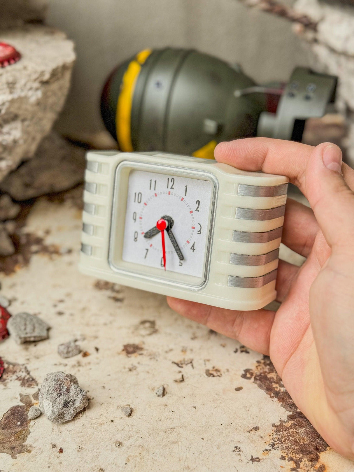 Fallout retro alarm clock, fallout decor and cosplay, artifact from the wasteland, gift for fans, fallout inspired