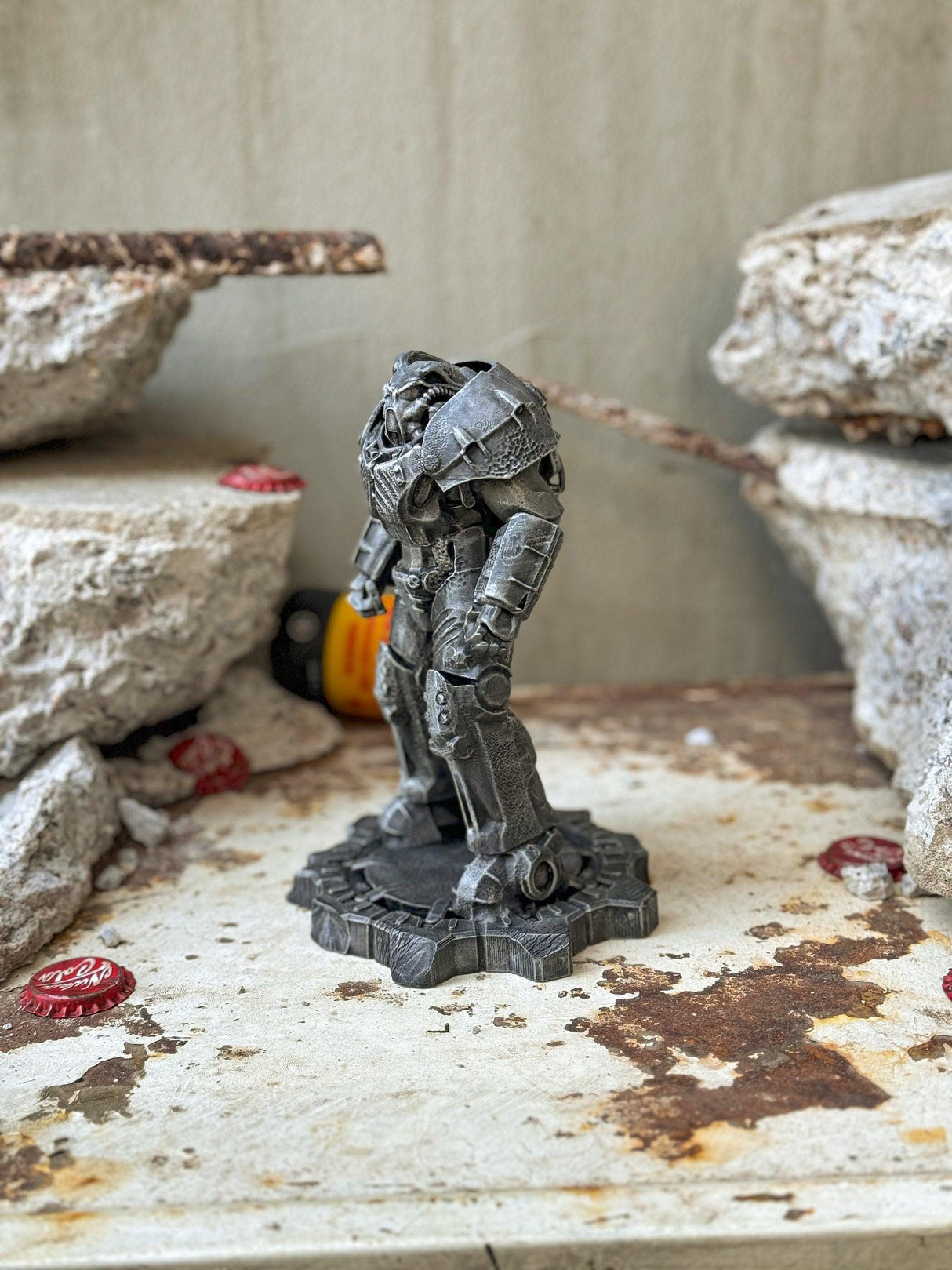 Fallout x-01 power armor model, fallout decor and props, fallout sculpture