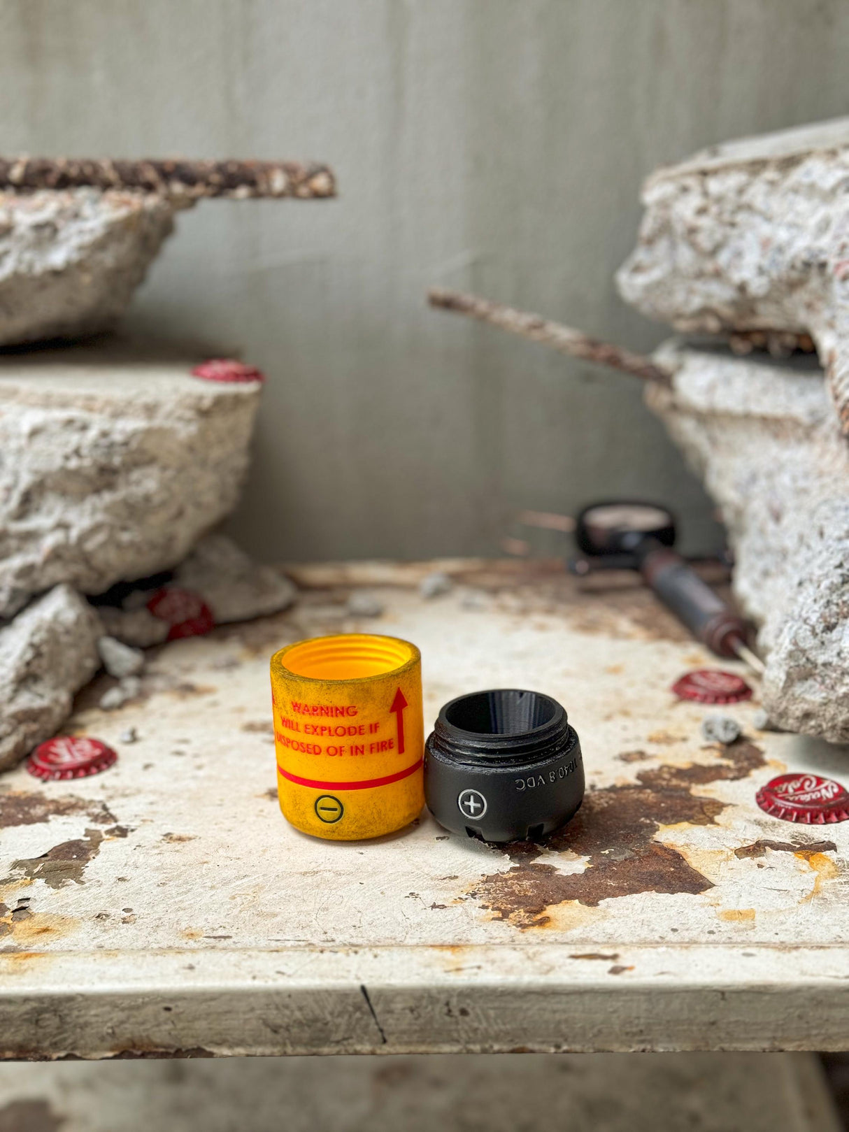 Weathered Ammunition Set From Fallout with Black Colored Lids, Fallout Fusion Cell, Cryo Cell, Electron Charge Pack Stash Containers