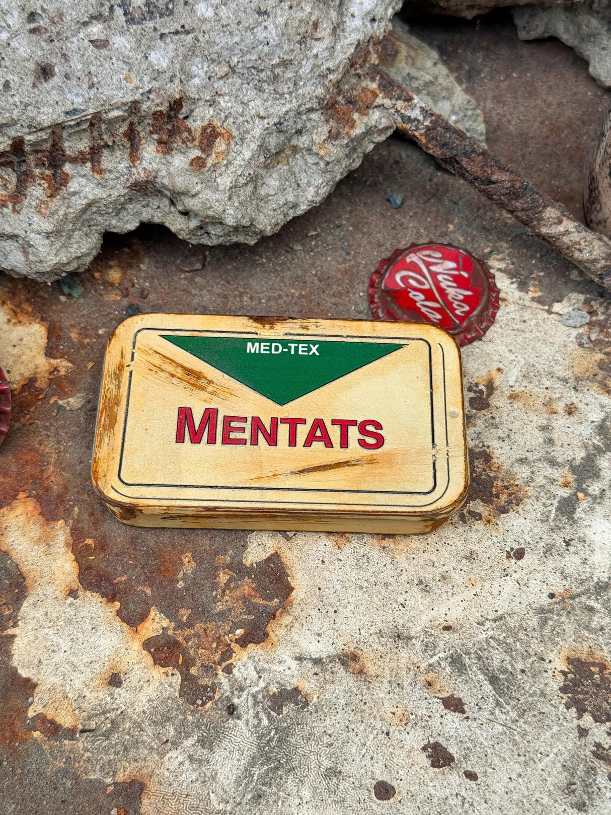 Fallout Rusted Mentats Pillbox, Metal Boxes and Pills, Grape Mentats, Berry Mentats, Orange Mentats, Decor and Cosplay