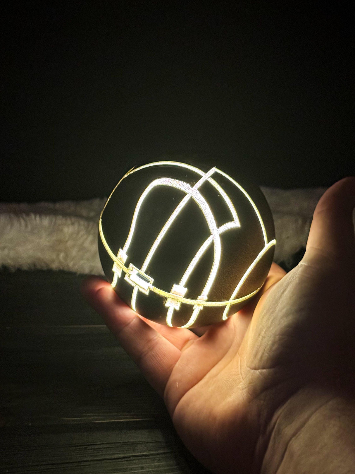 Glowing Apple of Eden, Assasin's Creed, Gift for Fans, Replica, Artefact, Home and Office Decoration