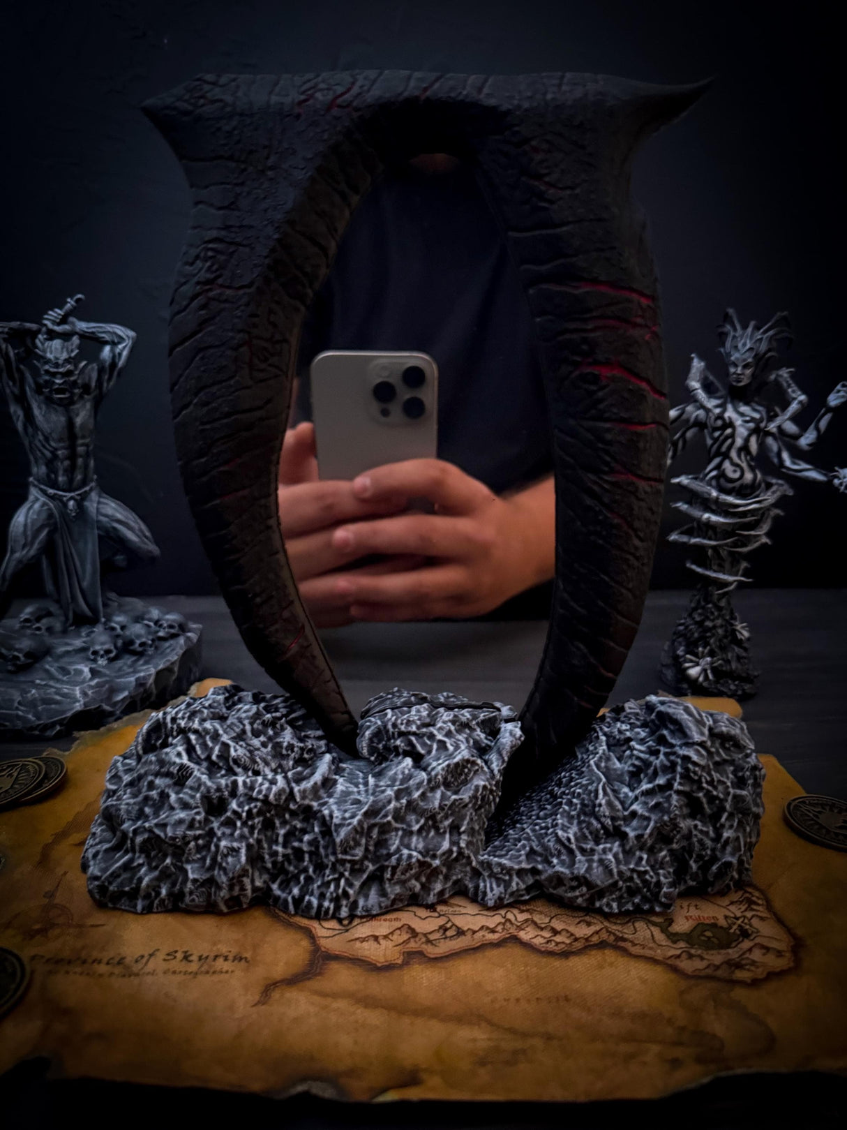 Oblivion Gates Night Light, The Elder Scrolls Decor, 3D Printed, Hand Painted Piece of Art, Inspired by Oblivion