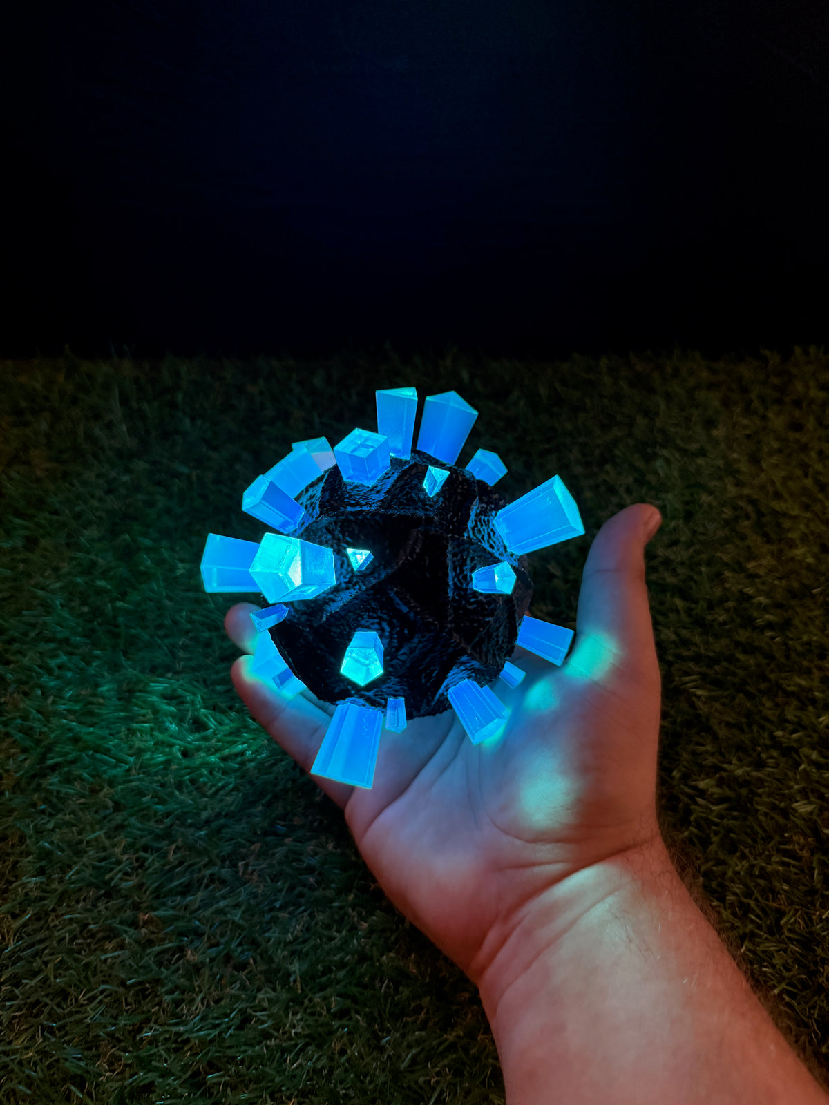 S.T.A.L.K.E.R. 2 Compass Artifact Replica, blue-cyan, LED Light Up Zone Artifact, Stalker Collectible Decor