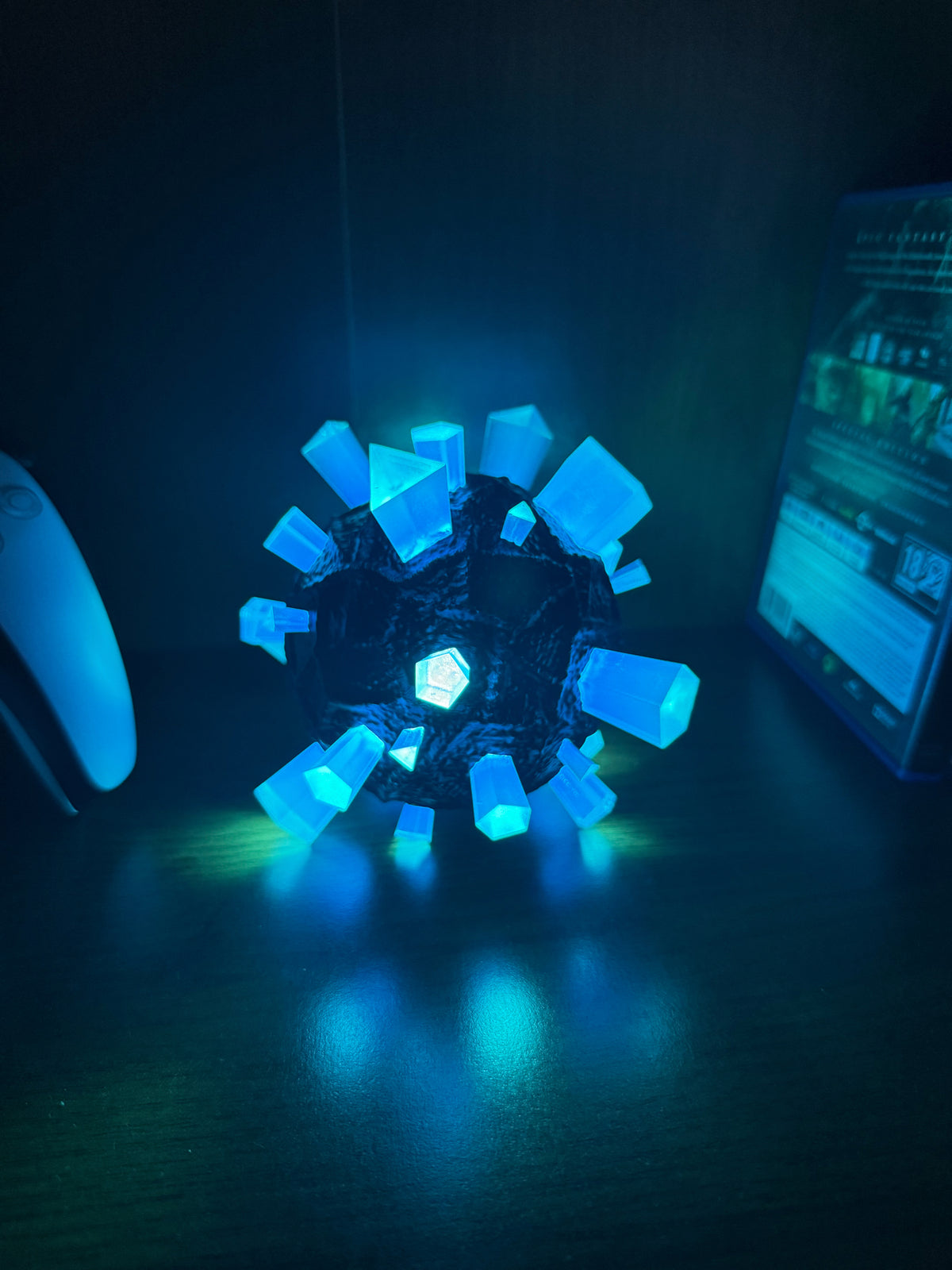 S.T.A.L.K.E.R. 2 Compass Artifact Replica, blue-cyan, LED Light Up Zone Artifact, Stalker Collectible Decor