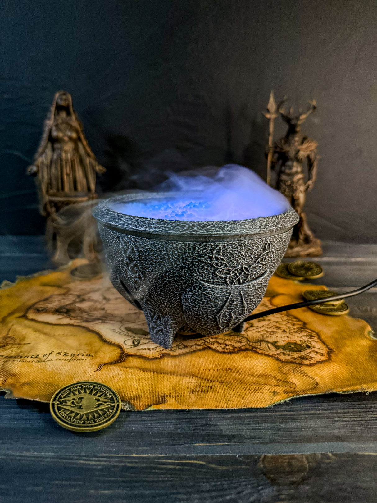 Frost salts humidifier, aroma diffuser, glowing oil diffuser, night light from skyrim, home and office decor, led artifact