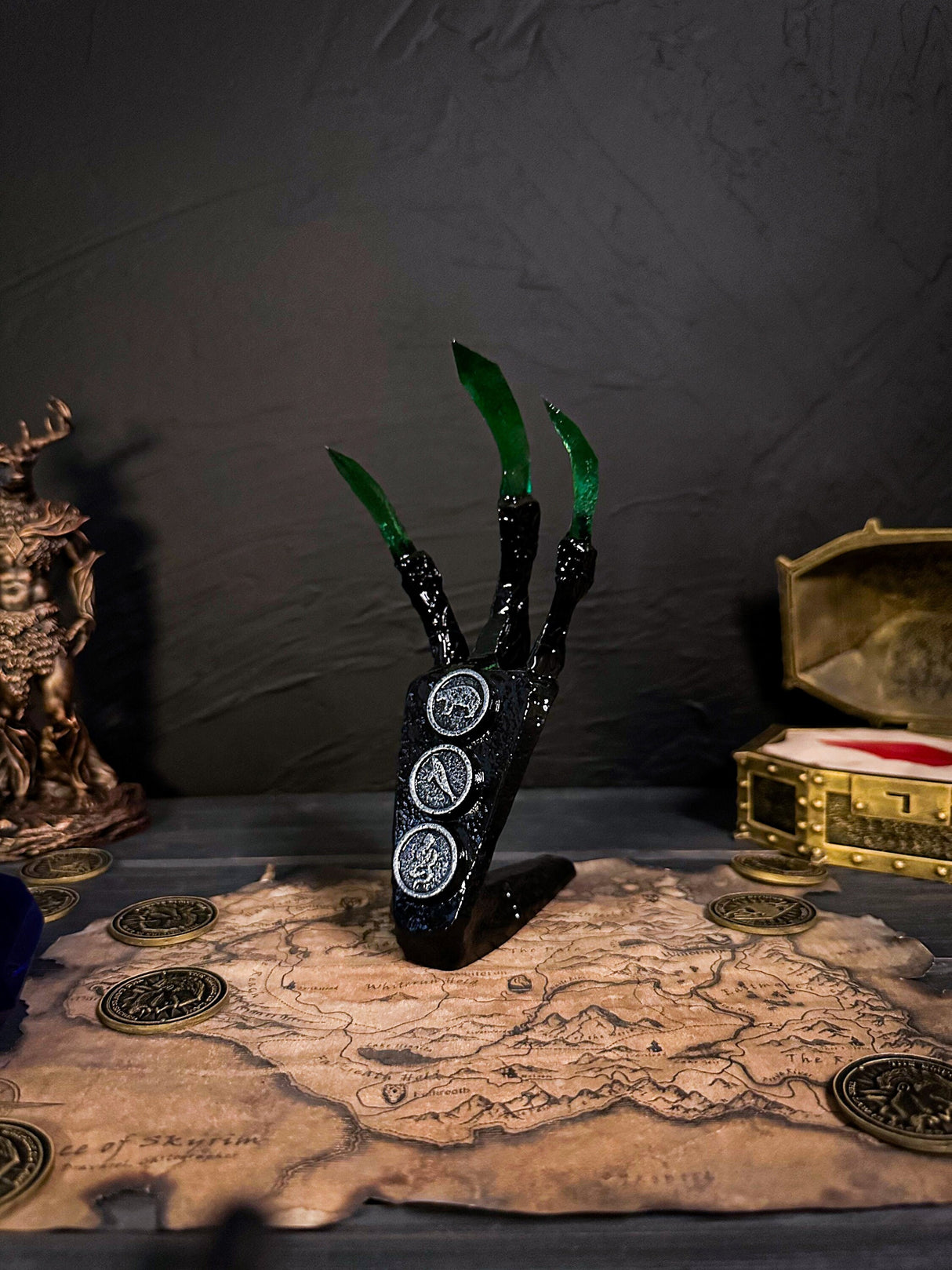 Emerald Dragon Claw, Correct Combanation, Skyrim Artifact, The Elder Scrolls V Decor, Cosplay, Gift for Fans