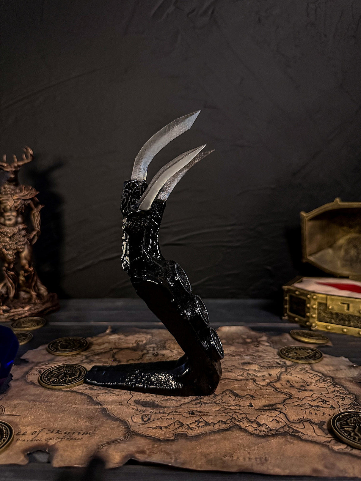 Glass Dragon Claw, Skyrim Artifact, Claw with Correct Animal Combination, The Elder Scrolls Home and Office Decor, Game Fan Gift